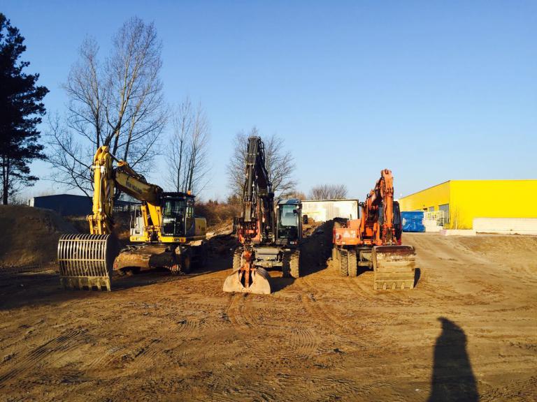 Kurylyszyn Technik - Bagger nach getaner Arbeit