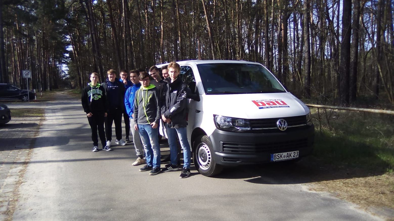 Kurylyszyn unterstütz Fussballmanschaft