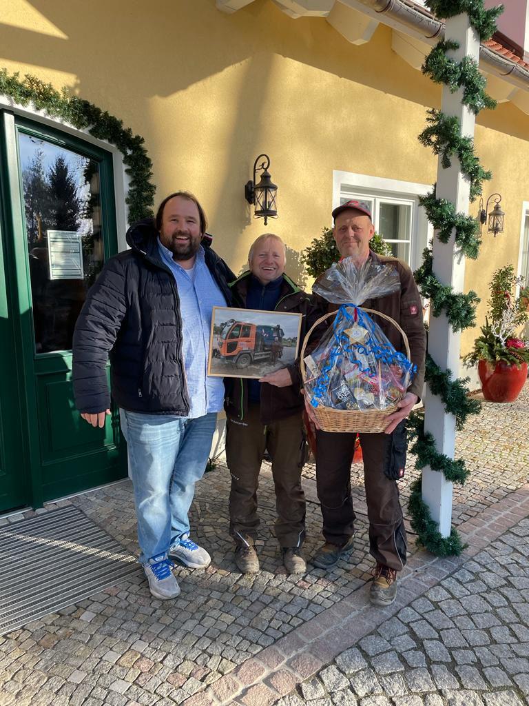 Mitarbeiter gteht in den Ruhestand Mitarbeiter gteht in den Ruhestand